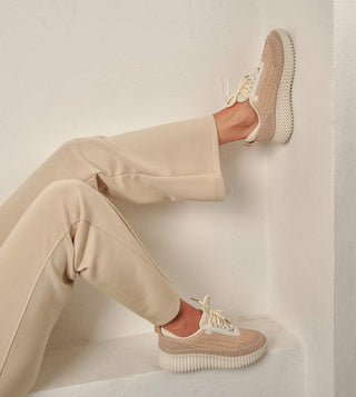 Adventure Beige Corkys