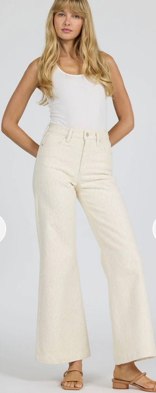 Dear John Wheat Lace Fiona